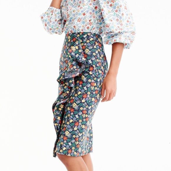 🆕 Liberty Art Fabrics x J Crew Debenham Floral - Picture 1 of 12